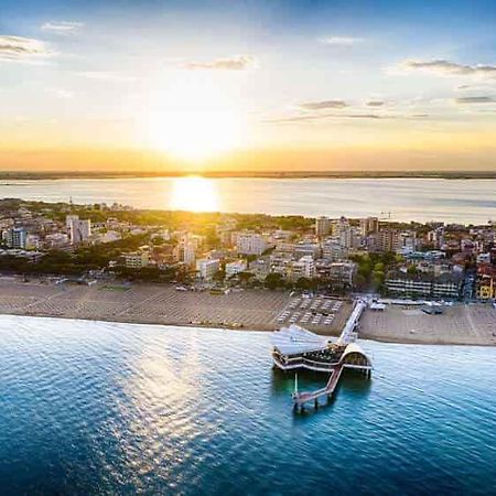 La Magia Del Mare Apartamento Lignano Sabbiadoro Exterior foto